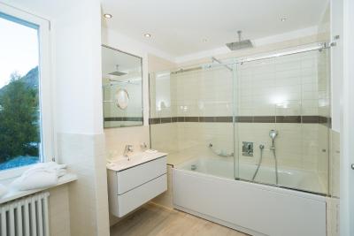 هتل سهویزرهف پنترسینا