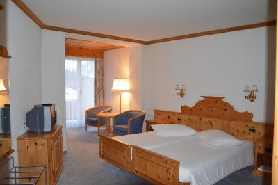 هتل سهویزرهف پنترسینا