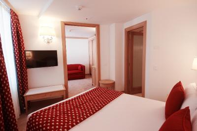 هتل سهویزرهف پنترسینا