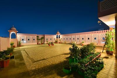 هتل جای سینگه پالاس