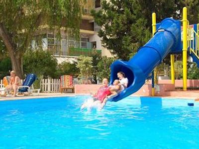 ماجیک ویلا بنیدرم