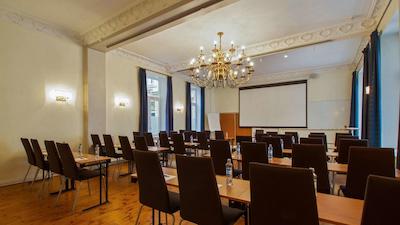 کارل جهان هتل سور هتل کالکشن بای بست وسترن