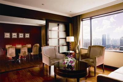 اوکورا گاردن