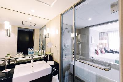 اوکورا گاردن