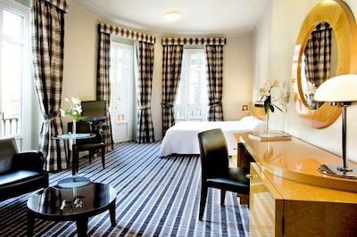 روم مات لاریز