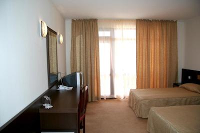 هتل ایزلا پارادیس