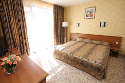 هتل ایزلا پارادیس