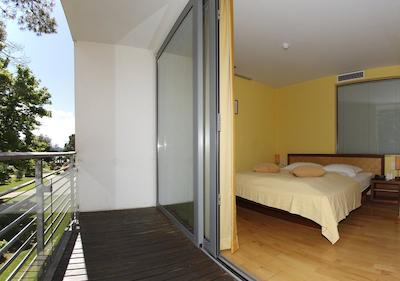 فالکنستینر هتل ادریانا