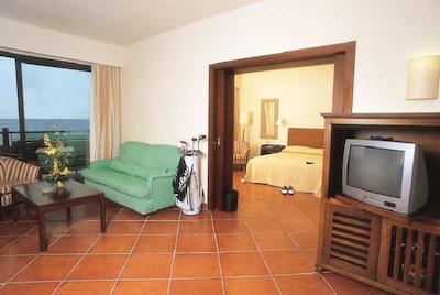 پورتو انتیلا گراند هتل