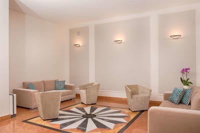 نه جنوا سنترو