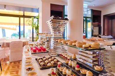 ریال پلازا منتروکس اند اسپا