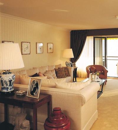 ریال پلازا منتروکس اند اسپا