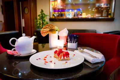 ریال پلازا منتروکس اند اسپا