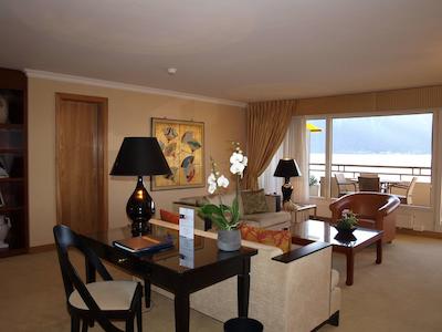 ریال پلازا منتروکس اند اسپا