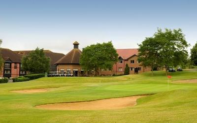 ماکدنالد بتلی پارک هتل اند اسپا