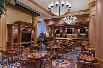 هیلتون انچراج