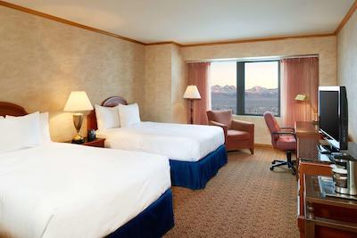 هیلتون انچراج