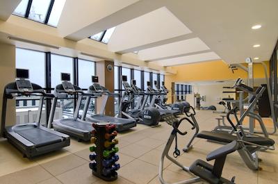 هیلتون انچراج