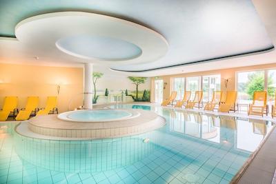 بست وسترن پرمیر کاستانیا ریزرت هتل