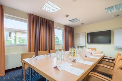 بست وسترن پرمیر کاستانیا ریزرت هتل