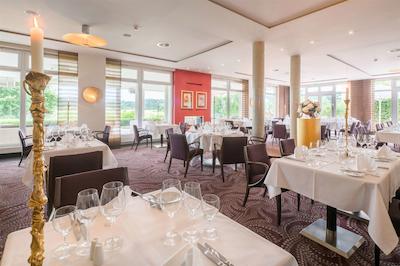 بست وسترن پرمیر کاستانیا ریزرت هتل