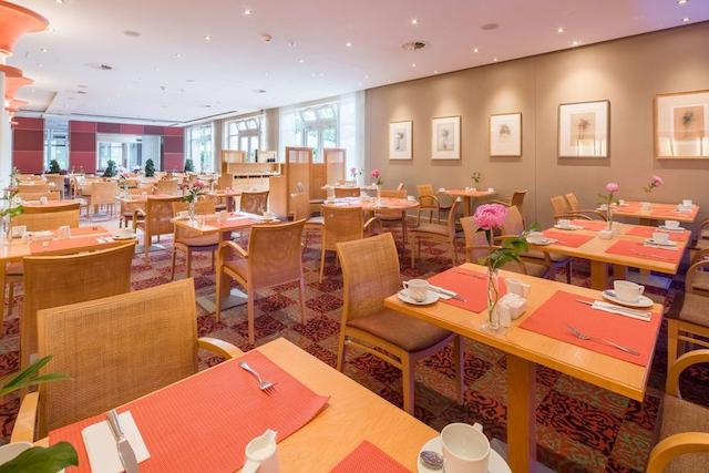 بست وسترن پرمیر کاستانیا ریزرت هتل