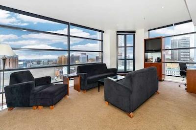 پپرز ومود هتل