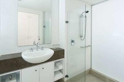 پپرز بیچ کلوب اند اسپا