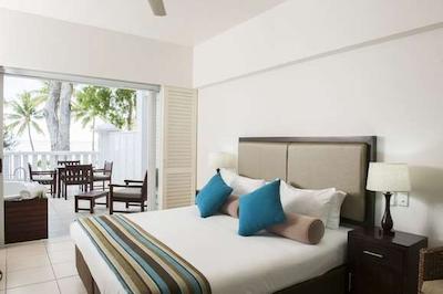 پپرز بیچ کلوب اند اسپا