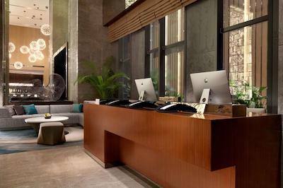 هیلتون گاردن این شنزهن باان