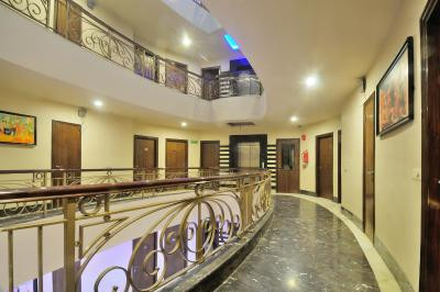 هتل شانتی ویلا