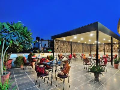 هتل شانتی ویلا