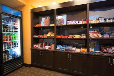 هامپتون این اند سویتز بیسمارک نردوست