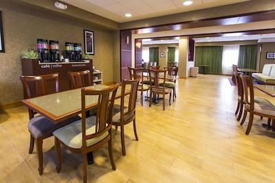 هامپتون این بای هیلتون سان جوان دل ریو