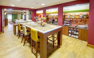 هامپتون این بای هیلتون سان جوان دل ریو