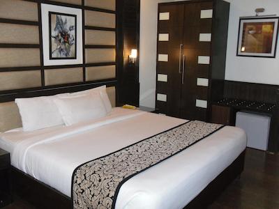 کارن هتلز-لاجی پیات ناگار