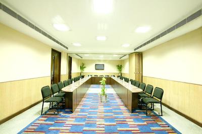 کارن هتلز-لاجی پیات ناگار