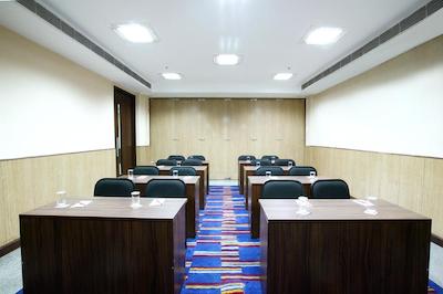 کارن هتلز-لاجی پیات ناگار