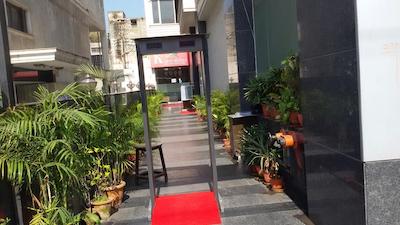 کارن هتلز-لاجی پیات ناگار