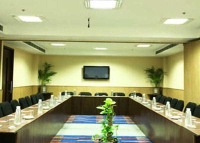 کارن هتلز-لاجی پیات ناگار