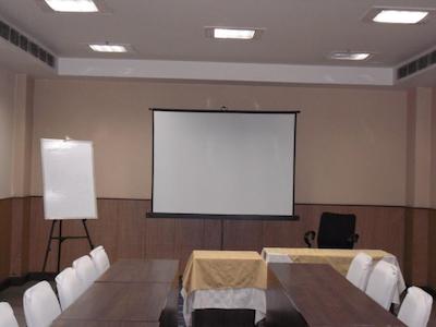 کارن هتلز-لاجی پیات ناگار