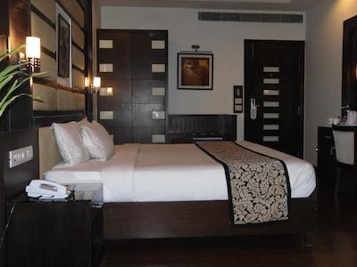 کارن هتلز-لاجی پیات ناگار