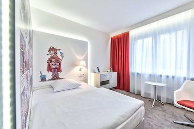 هتل ام تریلر