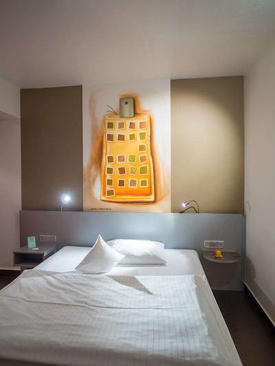 هتل ام تریلر