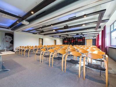 هتل ام تریلر