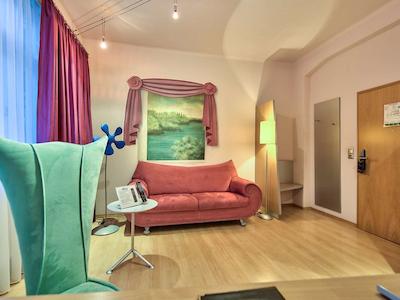 هتل ام تریلر