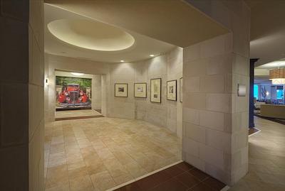 هموود سویتز بای هیلتون ناشویل واندربیلت