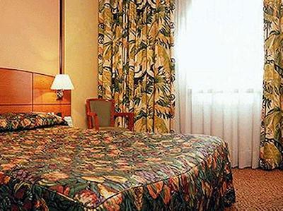 هتل مرکور بردیوکس سنتر