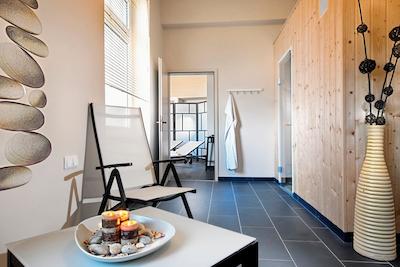 وایندهام دویسبورجر هف هتل