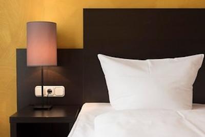 وایندهام دویسبورجر هف هتل